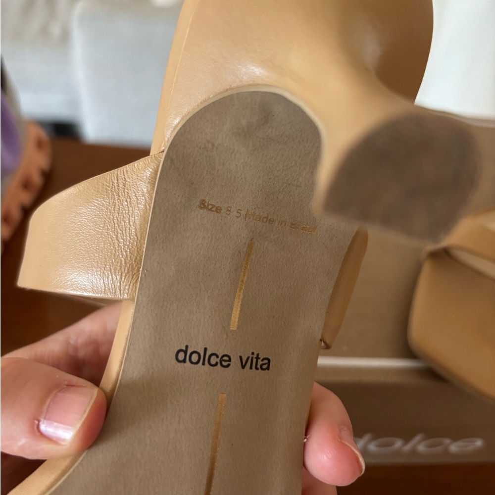 Dolce Vita Genora Slide Sandal - Picture 3 of 6